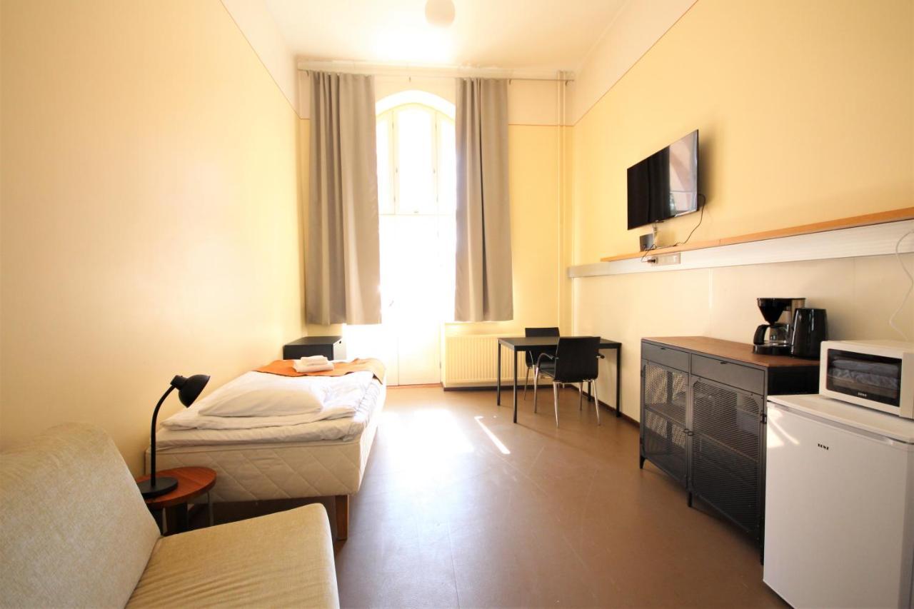 Forenom Hostel Roeykkae Kiljava Kültér fotó