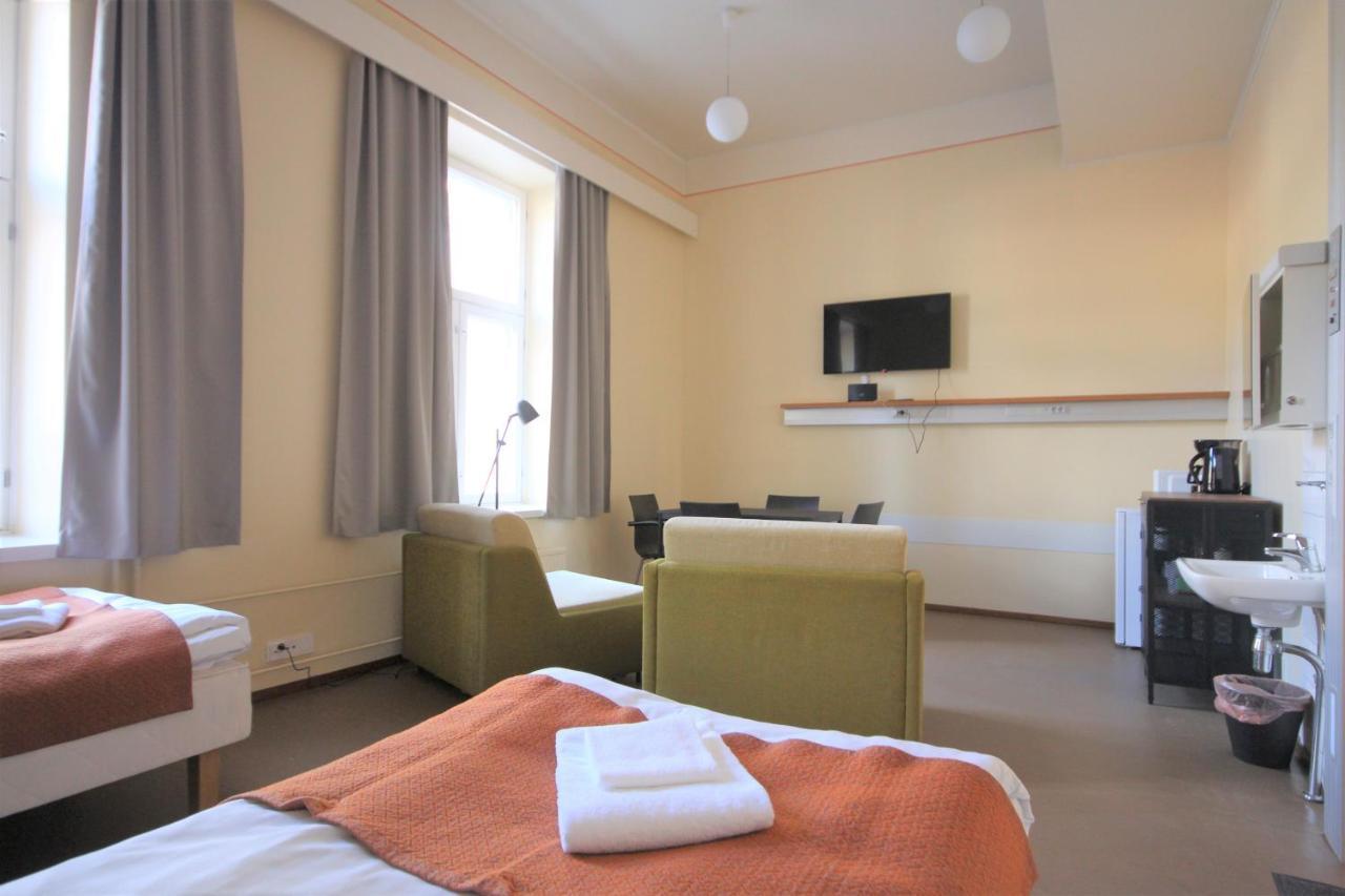Forenom Hostel Roeykkae Kiljava Kültér fotó
