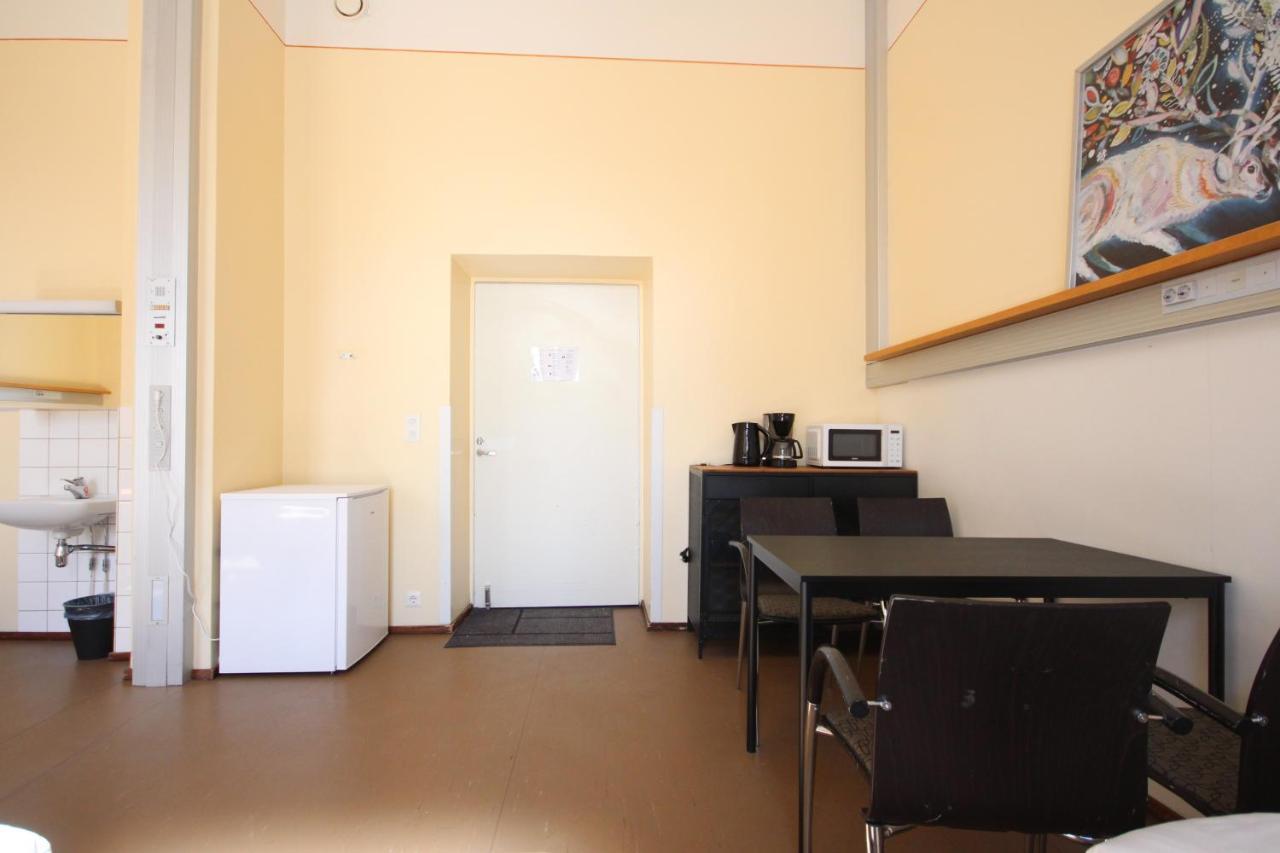 Forenom Hostel Roeykkae Kiljava Kültér fotó
